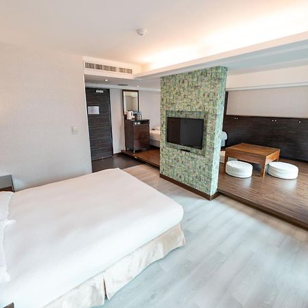 觀海樓海景大飯店 Hotel Cloud Riverside Tamsui Eksteriør billede